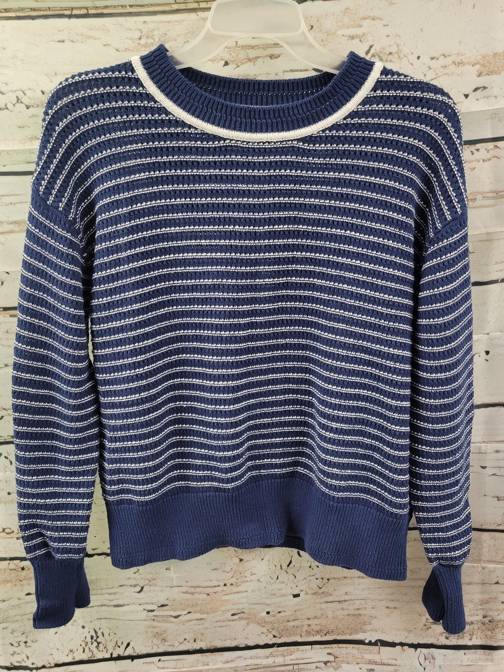 Northern Reflections Navy White Striped Knit Sweater Size L Crew Neck Coastal